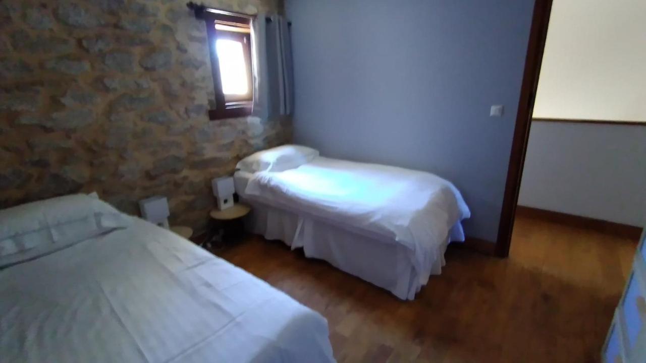 Character 2 Bed Cottage Within Walking Distance Of Bar/Restaurants Piégut-Pluviers Exterior foto